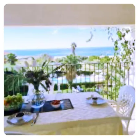 Barko & Lejlighedshotel